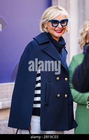 Loretta Goggi est vue sur 11 mai 2023 à Milan, Italie (photo d'Alessandro Bremec/NurPhoto) Banque D'Images