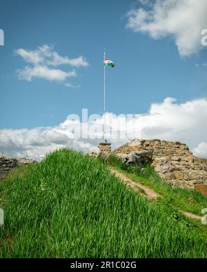 Ruines du fort de Nograd dans le nord de la Hongrie. Ruines historiques près de la frontière de slovakina, à côté de la ville de Nograd. Célèbre attraction touristique ce que visitable FO Banque D'Images