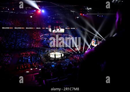 Paris, France. 12th mai 2023. Vue d'illustration générale (ambiance, atmosphère) du stade avec le public (public, foule) pendant le Bellator 296 MMA (arts martiaux mixtes) à Paris (Bercy, Accor Arena), France sur 12 mai 2023. Photo de Victor Joly/ABACAPRESS.COM crédit: Abaca Press/Alay Live News Banque D'Images