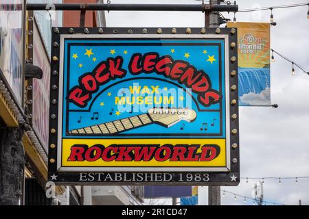 Rock Legends Wax Museum Sign In Niagara Falls Ontario Canada Un divertissement touristique dans le quartier Clifton Hill de Niagara Falls Canada Banque D'Images