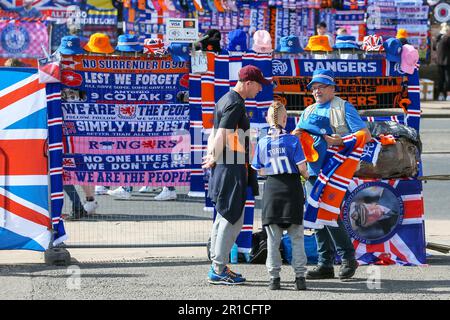 Glasgow, Royaume-Uni. 13th mai 2023. Lors du dernier match de la saison, les fans et la police des Rangers se préparent pour le match. Par accord, aucun fan celte ne sera autorisé dans le sol. Crédit : Findlay/Alay Live News Banque D'Images