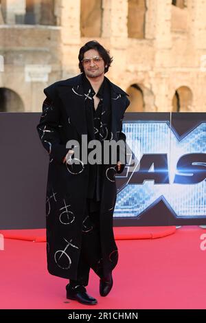 Ali Fazal assiste au tapis rouge de la première mondiale du film 'Fast X' au Colosseo. Banque D'Images