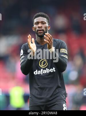 Selhurst Park, Selhurst, Londres, Royaume-Uni. 13th mai 2023. Premier League football, Crystal Palace versus Bournemouth ; Jefferson Lerma de Bournemouth remerciant les fans Credit: Action plus Sports/Alay Live News Banque D'Images