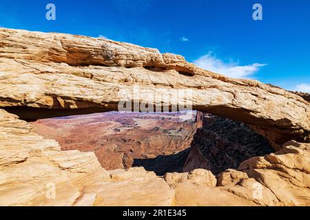 Mesa Arch ; Island in the Sky ; Parc national de Canyonlands ; Utah ; États-Unis Banque D'Images