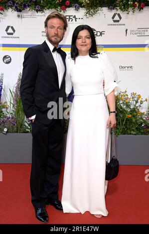 Andreas Pietschmann und Jasmin Tabatabai BEI der 73. Verleihung des Deutschen Filmpreises 2023 im Theater am Potsdamer Platz. Berlin, 12.05.2023 Banque D'Images