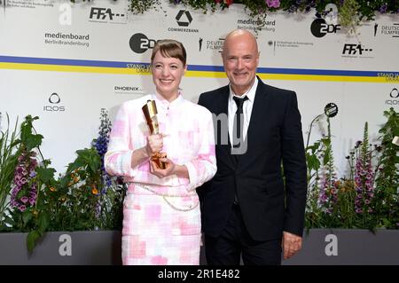 Leonie Benesch und Christian Berkel BEI der 73. Verleihung des Deutschen Filmpreises 2023 im Theater am Potsdamer Platz. Berlin, 12.05.2023 Banque D'Images