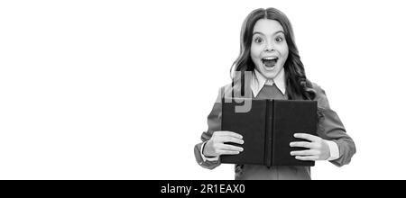 Lors de l'obtention d'un nouveau livre. Livre de garde d'enfants heureux. Bibliothèque savante. Éducation scolaire. Bannière de l'élève de la jeune fille. Portrait de l'enfant de l'école avec Banque D'Images