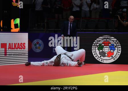 Teddy Riner (FRA) a gagné un match pour les Championnats du monde de judo Doha 2023 - photo David Damnjanovic / Alamy Banque D'Images