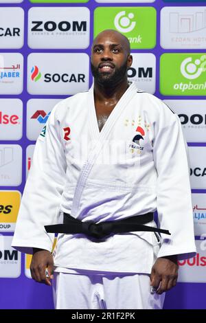 Teddy Riner (FRA) a gagné un match pour les Championnats du monde de judo Doha 2023 - photo David Damnjanovic / Alamy Banque D'Images