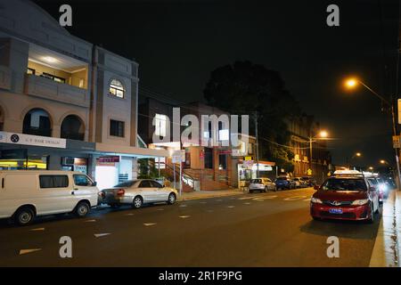 Sydney, Nouvelle-Galles du Sud / Australie - 14/12/2019: Regent St à Kogarah, une banlieue du sud de Sydney. Banque D'Images