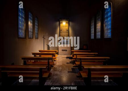 Montserrat, Catalogne, Espagne - Chapelle à l'intérieur de l'abbaye de Santa Maria de Montserrat Banque D'Images