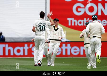 Melbourne, Australie, 26 décembre 2021. MELBOURNE, AUSTRALIE - 26 DÉCEMBRE : l'Australie célèbre le cricket de Zak Crawley, en Angleterre, lors du match d'essai du lendemain de Noël de la série Ashes entre l'Australie et l'Angleterre au Melbourne Cricket Ground sur 26 décembre 2021, à Melbourne, en Australie. (Photo de Dave Hewitt/Speed Media) crédit : Dave Hewitt/Speed Media/Alamy Live News/Alamy Live News Banque D'Images