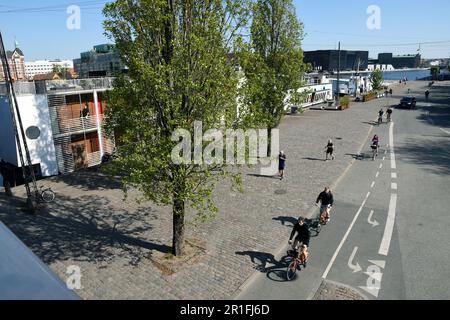 13 mai,2023/ CPH Hôtel vivant vue de la mariée de langro et de la bibliothèque royale de dimond noir et de l'aveu du canal de Copenhague capitale danoise Copenhague Danemark. (Photo.Francis Joseph Dean/Dean Pictures) Banque D'Images