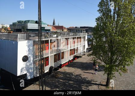 13 mai,2023/ CPH Hôtel vivant vue de la mariée de langro et de la bibliothèque royale de dimond noir et de l'aveu du canal de Copenhague capitale danoise Copenhague Danemark. (Photo.Francis Joseph Dean/Dean Pictures) Banque D'Images