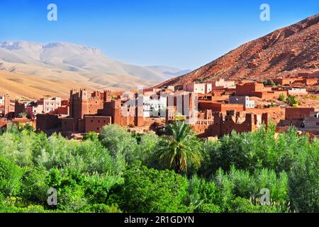 Ancienne architecture berbère près de la ville de Tamellalt dans la région des montagnes de l'Atlas au Maroc Banque D'Images