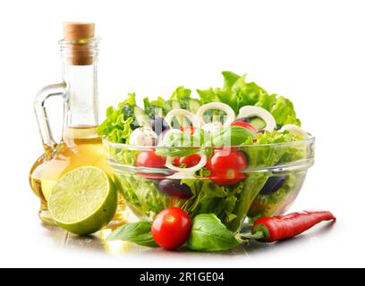 Composition avec légumes bol à salade. Alimentation équilibrée Banque D'Images