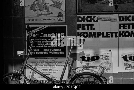 GDR, Berlin, 16.03.1990, affiche électorale : jeunes sociaux-démocrates, et TIP, Publicité, Thick, Fat, Terminé Banque D'Images