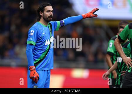Milan, Italie. 13th mai 2023. Andrea Consigli de nous Sassuolo gestes pendant la série Un match entre le FC Internazionale et nous Sassuolo au Stadio Giuseppe Meazza sur 13 mai 2023 à Milan Italie . Credit: Marco Canoniero / Alamy Live News Banque D'Images