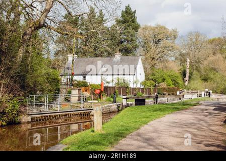 Écluse de Brynich sur le Monbucshire et le canal de Brecon dans le parc national de Brecon Beacons. Brecon (Aberhonddu), Powys, pays de Galles, Royaume-Uni, Grande-Bretagne Banque D'Images