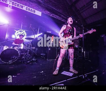 Femme de rêve se présentant à la chaire Rockin à Wrexham dans le cadre du festival Focus Wales 2023 le 6th mai 2023. Banque D'Images