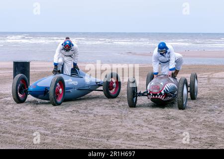 Belly Tank Hotrods course à la course de plage de mille Margate 2023 Banque D'Images