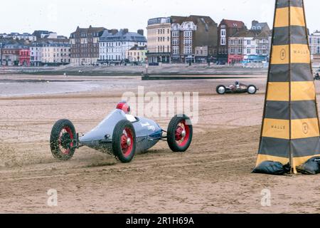 Belly Tank Hotrods course à la course de plage de mille Margate 2023 Banque D'Images