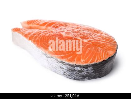 Steak de saumon frais cru isolé sur blanc Banque D'Images