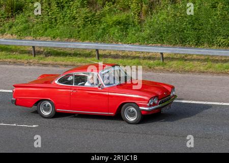 1963 60s années 60 Ford Consul Classic. Un coupé fastback construit par Ford de l'Europe; voyageant sur l'autoroute M61, Royaume-Uni Banque D'Images