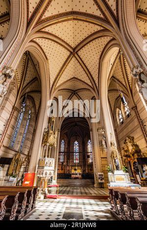 OLOMOUC, TCHÉQUIE - 10 SEPTEMBRE 2021 : intérieur de la cathédrale Saint-Venceslas à Olomouc, République tchèque Banque D'Images