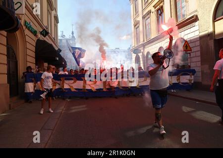 Linköping, Suède. 14th, mai 2023. Les fans de Norrköping avant le match de football de dimanche dans l'OBOS Damaltsvenskan entre Linköping FC-IFK Norrköping au stade Bilbörsen, Linköping, Suède. Crédit : Jeppe Gustafsson/Alay Live News Banque D'Images