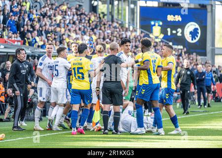 Broendby, Danemark. 14th mai 2023. Émeutes entre les joueurs des deux équipes lors du match Superliga de 3F entre Broendby IF et le FC Copenhagen au stade Brondby. (Crédit photo : Gonzales photo/Alamy Live News Banque D'Images