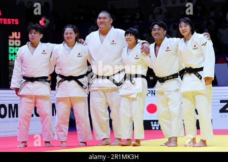 Stade Ali Bin Hamad Al Attiyah, Doha, Qatar. 14th mai 2023. Japan team group (JPN), 14 MAI 2023 -Judo : Championnats du monde de judo Doha 2023 équipes mixtes finale au stade Ali Bin Hamad Al Attiyah, Doha, Qatar. Crédit: Naoki Nishimura/AFLO SPORT/Alay Live News Banque D'Images