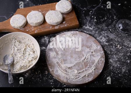 photo maison fromage cottage dessert avec graines de pavot vue sur le dessus Banque D'Images