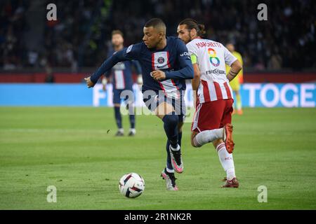 Julien Mattia / le Pictorium - Paris Saint Germain accueillera AC Ajaccio au Parc des Princes, 13 mai 2023 - 13/05/2023 - France / Ile-de-France (région) / Paris - Kylian Mbappe lors du match entre Paris Saint Germain et AC Ajaccio au Parc des Princes, 13 mai 2023. Banque D'Images