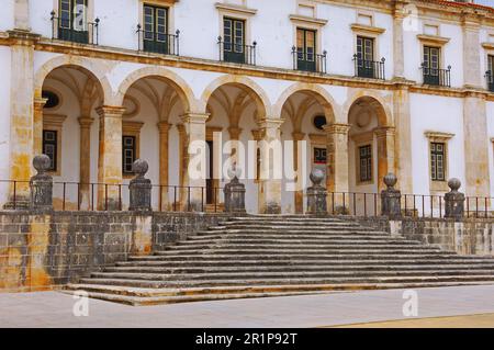 Alcobaca, Monastère de Santa Maria à Alcobaca, Mosteiro de Santa Maria de Alcobaca, site classé au patrimoine mondial de l'UNESCO, Estrémadure, quartier Leiria Banque D'Images