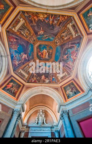 Peinture de dôme dans la salle des Muses, Europe, Musées du Vatican, Cité du Vatican, Vatican, Rome, Latium, Latium, Italie Banque D'Images