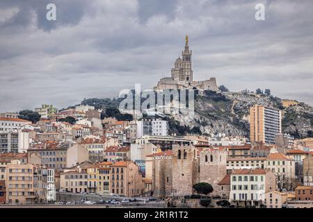 Monastère notre-Dame de la Garde et Saint-Victor, Marseille, Provence-Alpes-Côte d'Azur, France, Banque D'Images