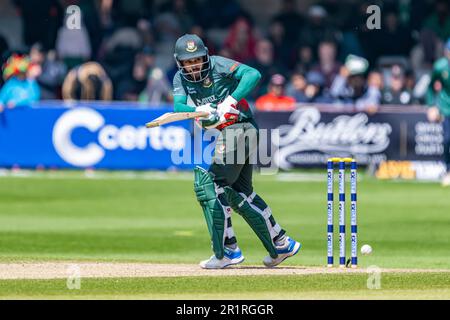 CHELMSFORD, ROYAUME-UNI. 14 mai 2023. Lors de la Super League de coupe du monde de cricket des hommes de l'ICC - 3rd ODI Irlande vs Bangladesh au terrain de cricket du comté de Cloud dimanche, 14 mai 2023 à CHELMSFORD, EN ANGLETERRE. Credit: Taka Wu/Alay Live News Banque D'Images