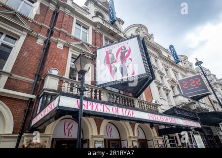 Londres - 2023 mai : aspects de l'amour au Lyric Theatre sur Shaftsbury Street dans le West End de Londres Banque D'Images