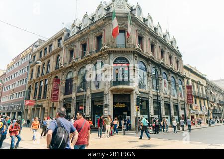 MEXICO - mai 2023 partie du Museo del Estanquillo façade dans une journée ensoleillée à Mexico. Photo de haute qualité Banque D'Images