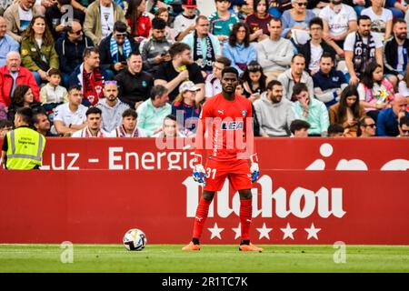 ALBACETE, ESPAGNE - MAI 14: Jesus Owono de Deportivo Alaves contrôle la balle pendant le match entre le vrai Albacete Balompie et les Alaves de Deportivo de la Ligue Smartbank sur 14 mai 2023 à l'Estadio Carlos Belmonte à Albacete, Espagne. (Photo de Samuel Carreño/ Credit: PX Images/Alamy Live News Banque D'Images