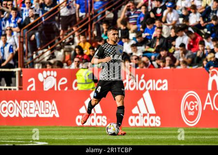 ALBACETE, ESPAGNE - MAI 14: Aleksandar Sedlar de Deportivo Alaves contrôle la balle pendant le match entre le Real Albacete Balompie et les Deportivo Alaves de la Ligure Smartbank sur 14 mai 2023 à l'Estadio Carlos Belmonte à Albacete, Espagne. (Photo de Samuel Carreño/ Credit: PX Images/Alamy Live News Banque D'Images