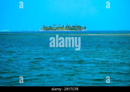 Une petite clé dans l'île de San Andres à la mer des sept couleurs, Colombie Banque D'Images