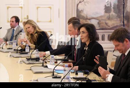 Zagreb, Croatie. 15th mai 2023. Le ministre des Affaires étrangères Hadja Lahbib en photo lors d'une réunion bilatérale lors d'une visite de travail du ministre belge des Affaires étrangères dans la région des Balkans, le lundi 15 mai 2023, à Zagreb, en Croatie. BELGA PHOTO VIRGINIE LEFOUR crédit: Belga News Agency/Alay Live News Banque D'Images