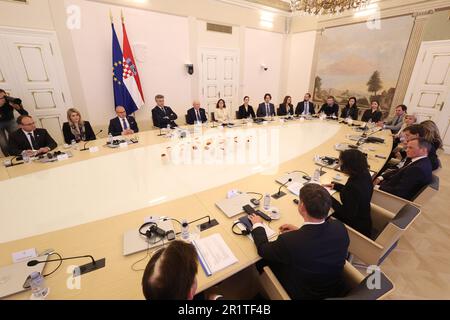 Zagreb, Croatie. 15th mai 2023. Le ministre des Affaires étrangères Hadja Lahbib en photo lors d'une réunion bilatérale lors d'une visite de travail du ministre belge des Affaires étrangères dans la région des Balkans, le lundi 15 mai 2023, à Zagreb, en Croatie. BELGA PHOTO VIRGINIE LEFOUR crédit: Belga News Agency/Alay Live News Banque D'Images