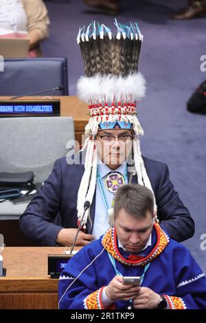 NY, États-Unis. 18th avril 2023. Nations Unies, New York, Etats-Unis, 18 avril 2023 - les peuples autochtones et le mécanisme d'experts sur les droits des peuples autochtones au cours de la session de 22nd de l'instance permanente sur les questions autochtones (UNPFII) qui s'est tenue aujourd'hui au Siège de l'ONU à New York. Photo: Luiz Rampelotto/EuropaNewswire (image de crédit: © Luiz Rampelotto/ZUMA Press Wire) USAGE ÉDITORIAL SEULEMENT! Non destiné À un usage commercial ! Banque D'Images