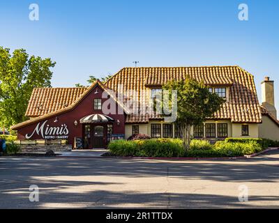 Un nouveau Mimi's Bistro and Bakery à Modesto California USA Banque D'Images