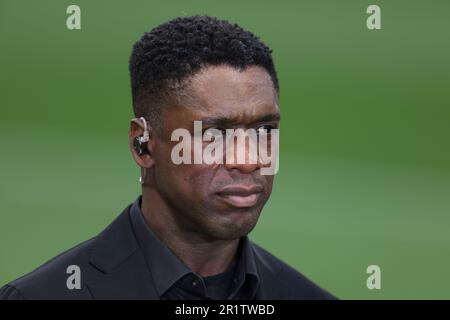 Milan, Italie, 10th mai 2023. Clarence Seedorf, ancien milieu de terrain, se penche sur Amazon Prime avant le match de l'UEFA Champions League à Giuseppe Meazza, à Milan. Le crédit photo devrait se lire: Jonathan Moscrop / Sportimage Banque D'Images