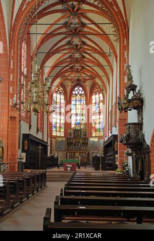 Vue intérieure de l'église de pèlerinage gothique tardive Maria Heimsuchung à Klausen, Moseleifel, Eifel, Rhénanie-Palatinat, Allemagne Banque D'Images