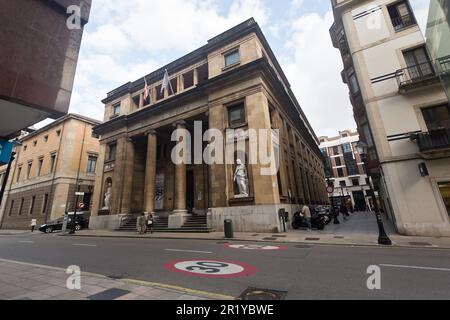 La bibliothèque publique de Jovellanos est située à Gijon, dans les Asturies, en Espagne Banque D'Images